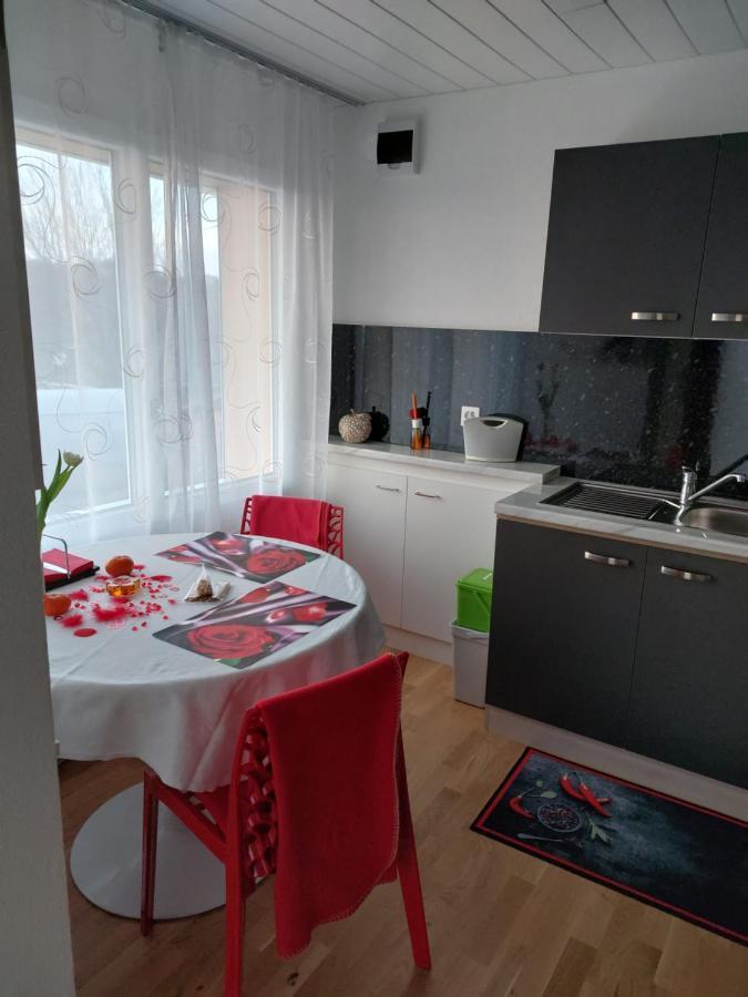 Beau Studio Avec Terrasse Et Vue Exclusivement Pour Non Fumeurs Belmont-sur-Lausanne Eksteriør bilde